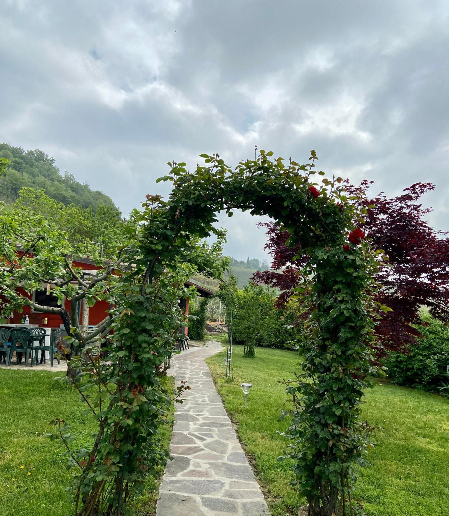 Residence Delle Rose بارولو المظهر الخارجي الصورة